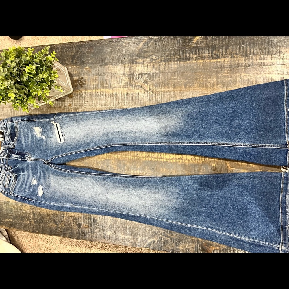23x34 Buckle by Bridge Flare Jeans brand new